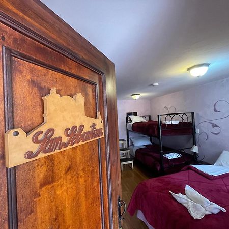 Golden Rest Latacunga Hotel Екстериор снимка
