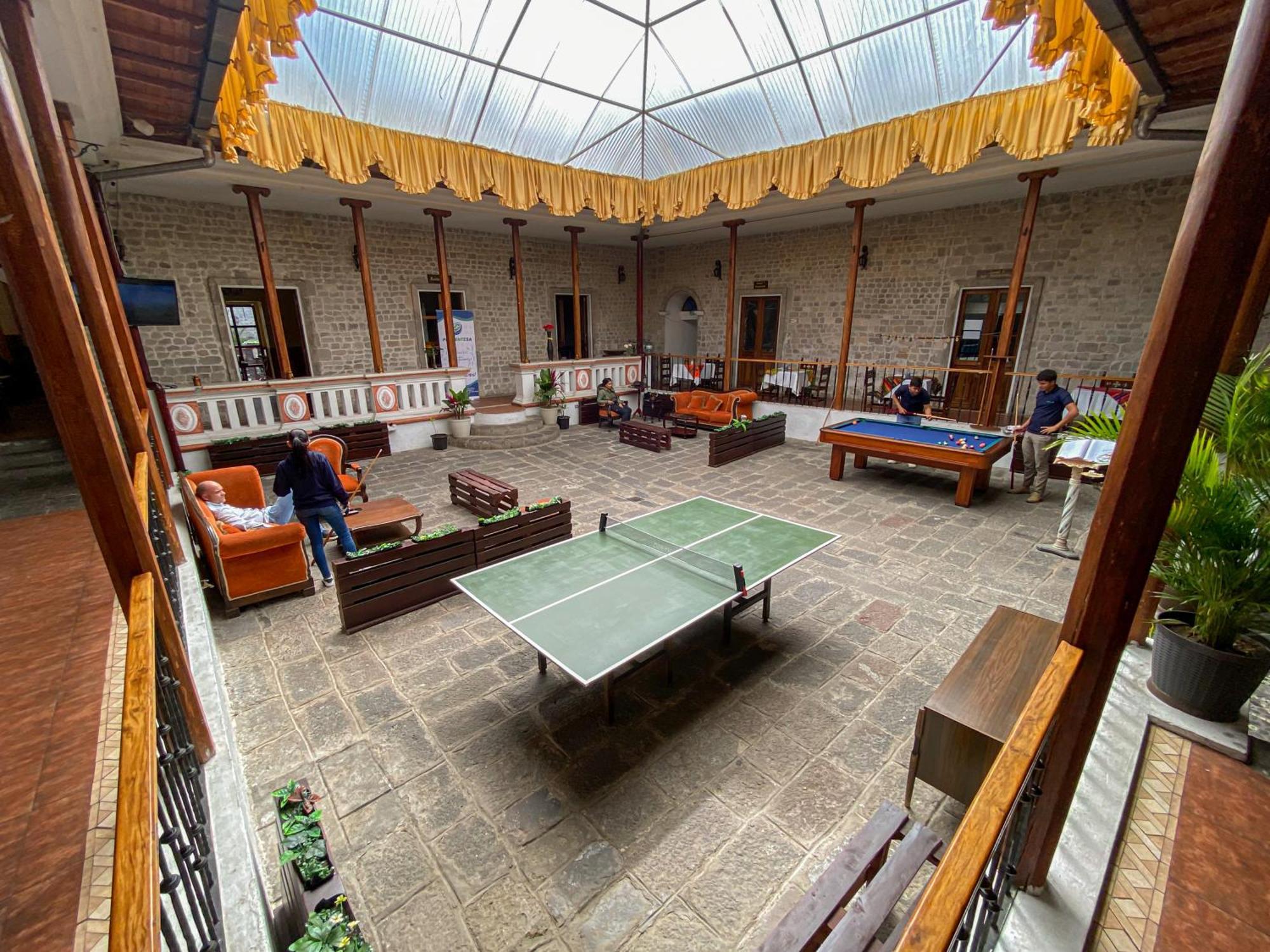Golden Rest Latacunga Hotel Екстериор снимка
