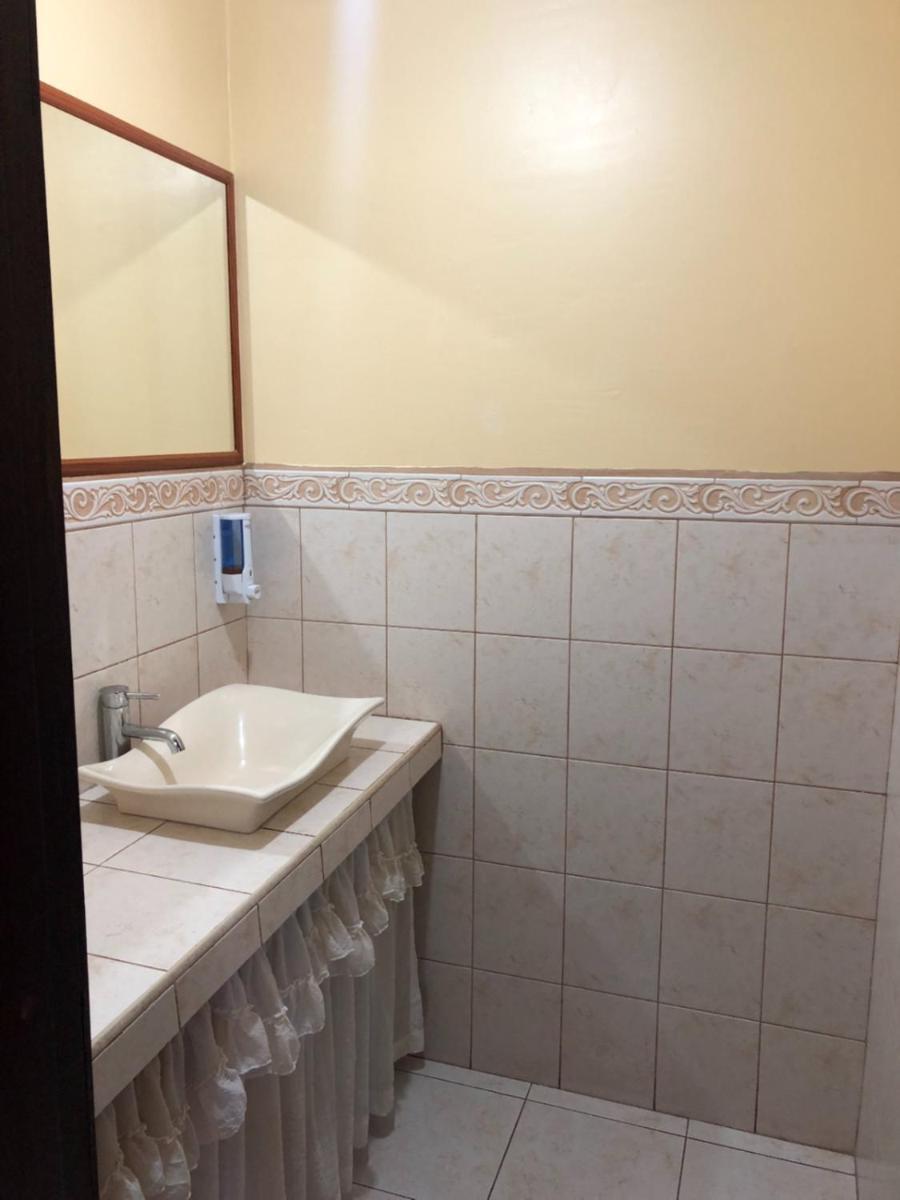 Golden Rest Latacunga Hotel Екстериор снимка