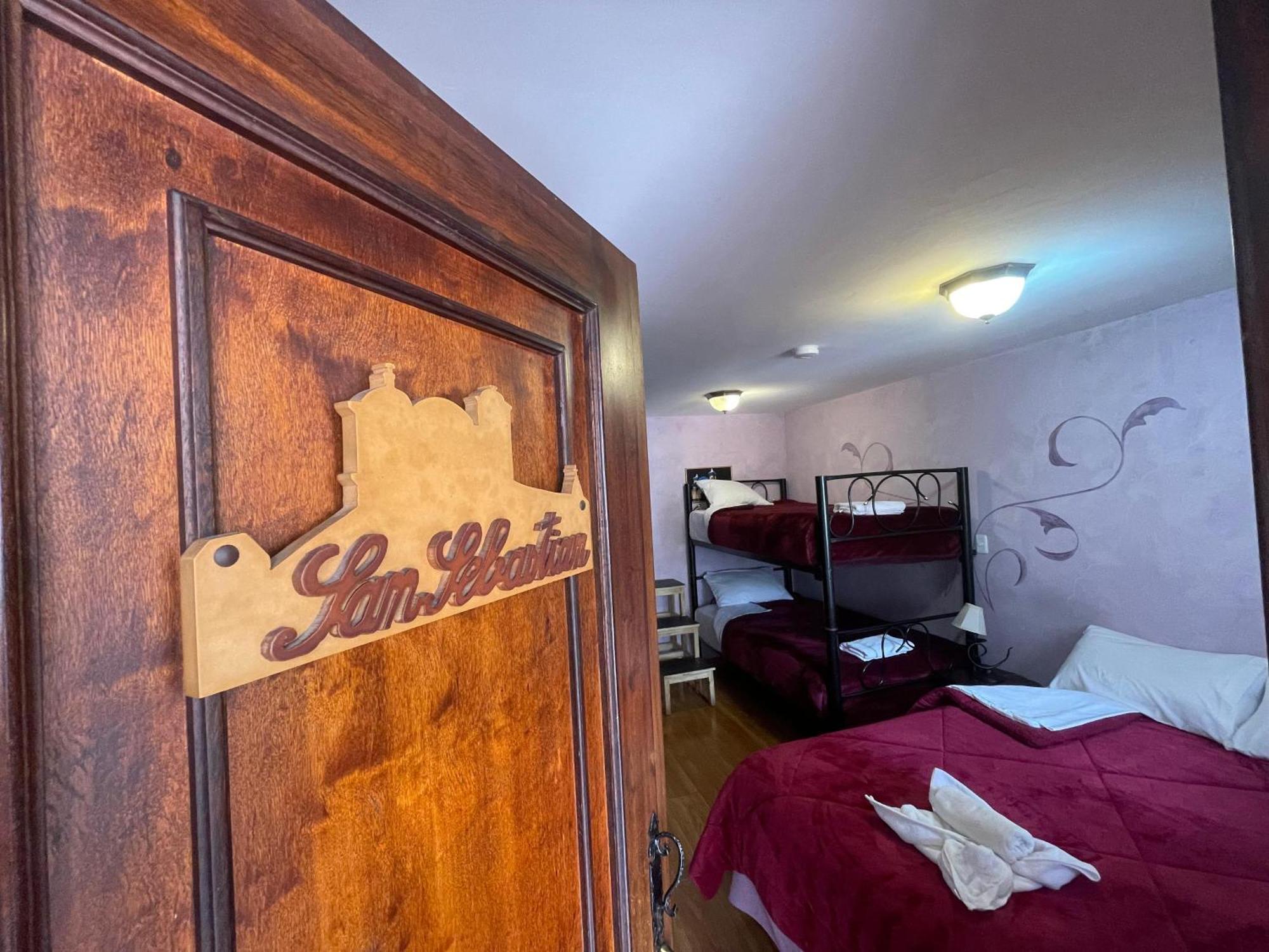 Golden Rest Latacunga Hotel Екстериор снимка