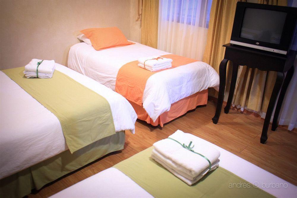 Golden Rest Latacunga Hotel Екстериор снимка